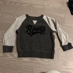 Roots Canada sweater